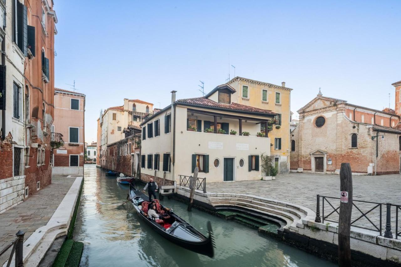 Appartamento Garden Mansion With Private Mooring R&R Venezia Esterno foto