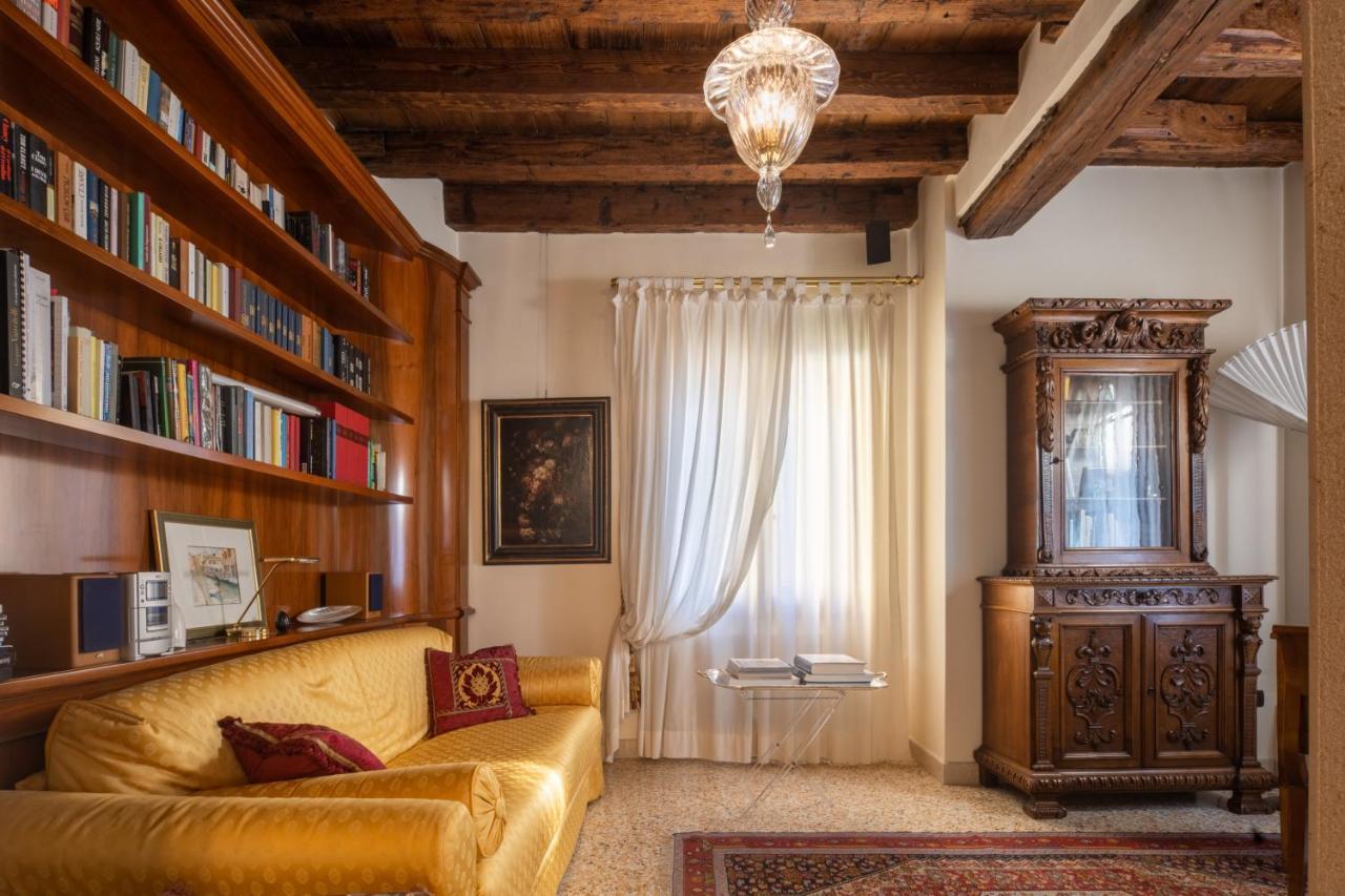 Appartamento Garden Mansion With Private Mooring R&R Venezia Esterno foto