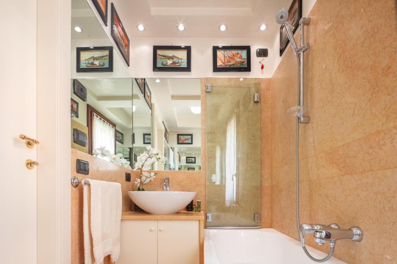 Appartamento Garden Mansion With Private Mooring R&R Venezia Esterno foto